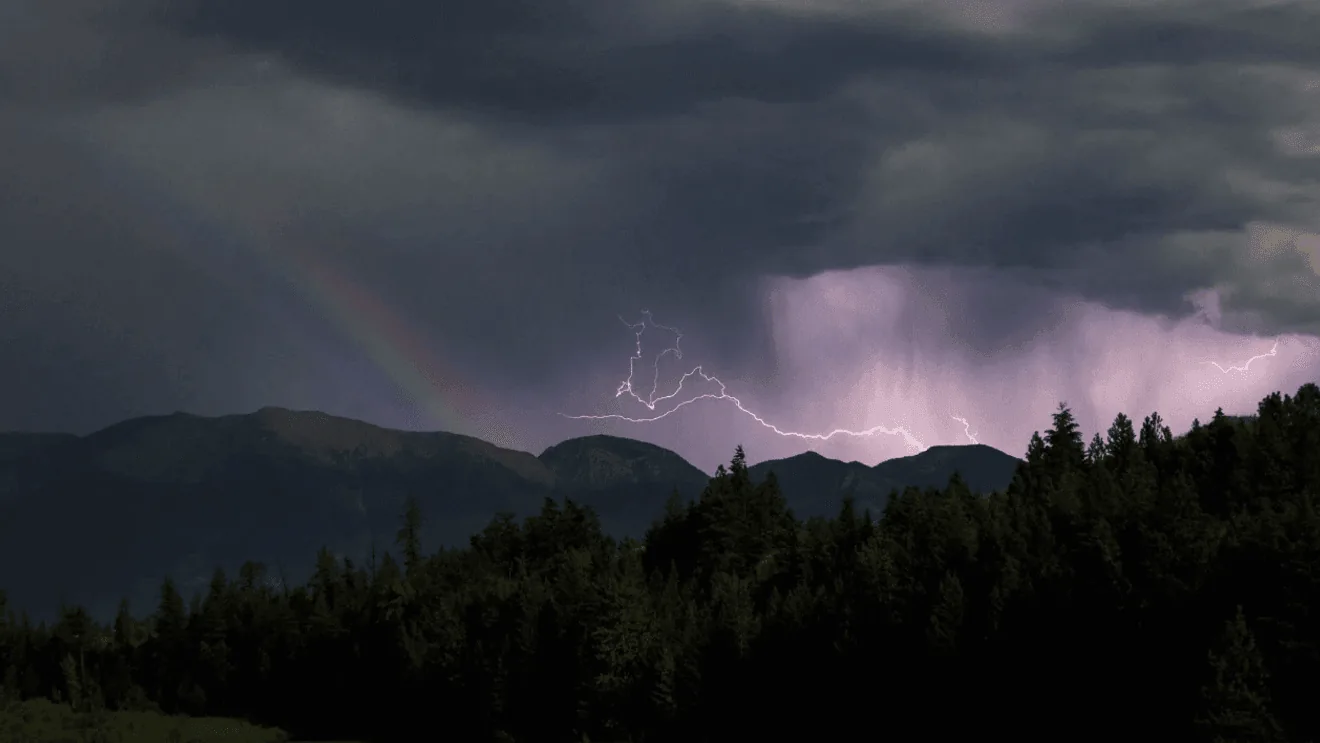 Rain, Mountain Snow, and Flood Watch Cover Western Montana Passes as Weekend Storm Brings Cold Travel and Rising Streams